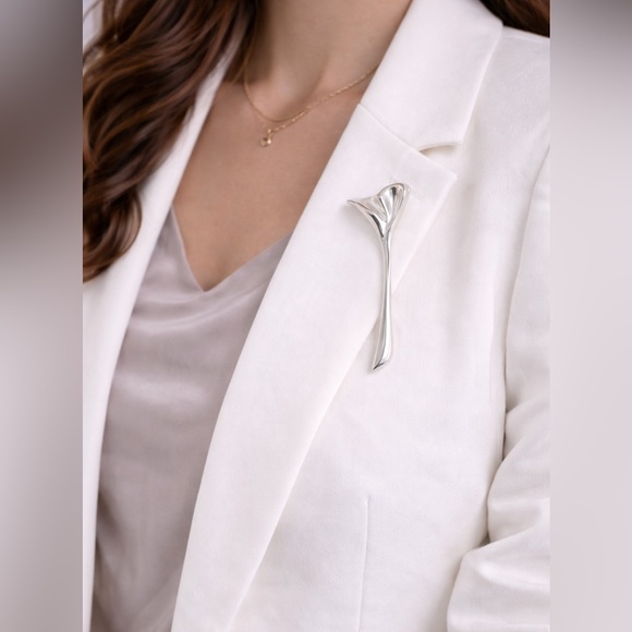 Tiffany & Co. Silver Ginkgo Brooch - Picture 2 of 12